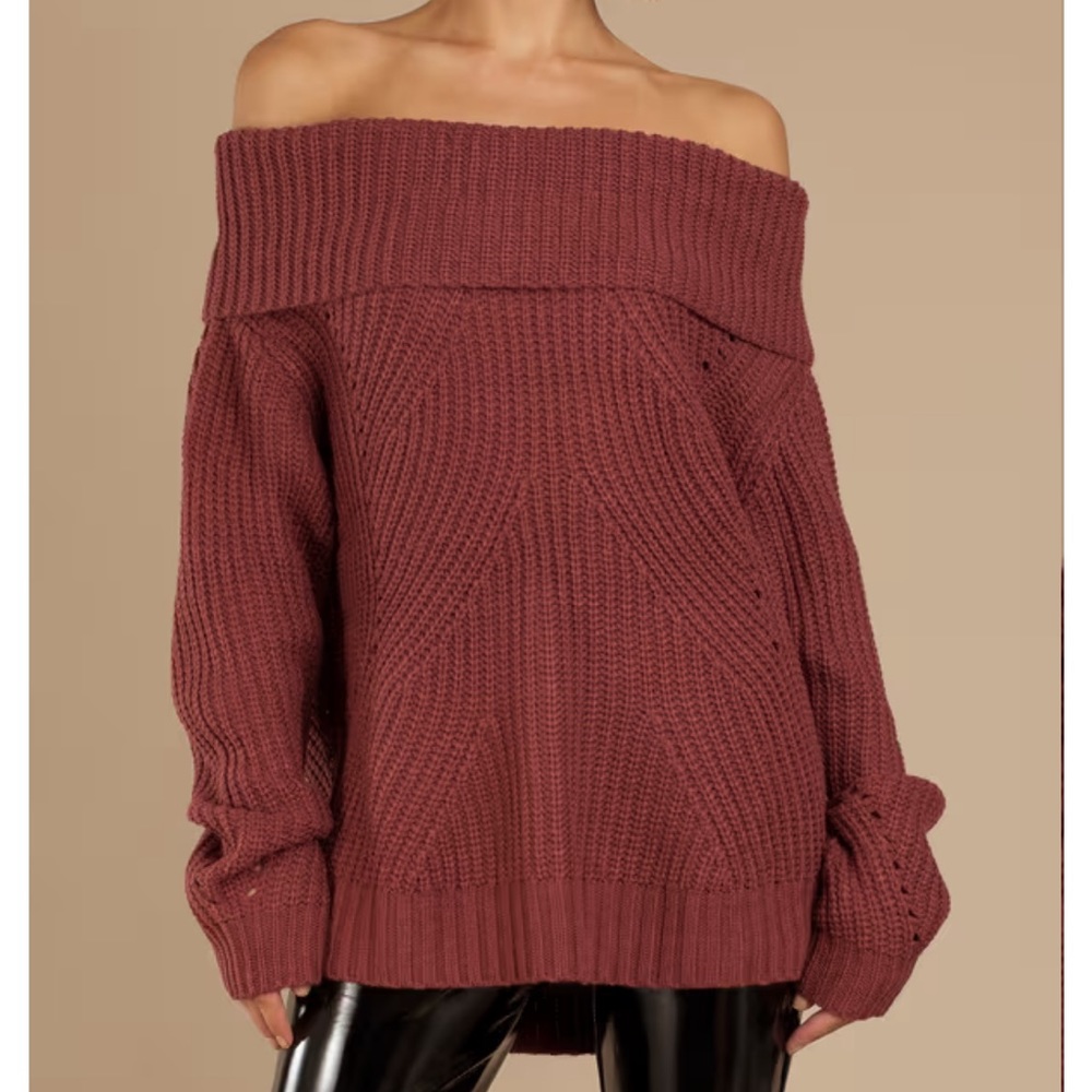 Tobi The Chills Off Shoulder Sweater in Wine, Size M